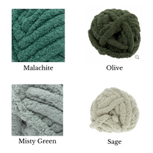 Load image into Gallery viewer, **Ready To Ship** Chunky Knit Blankets
